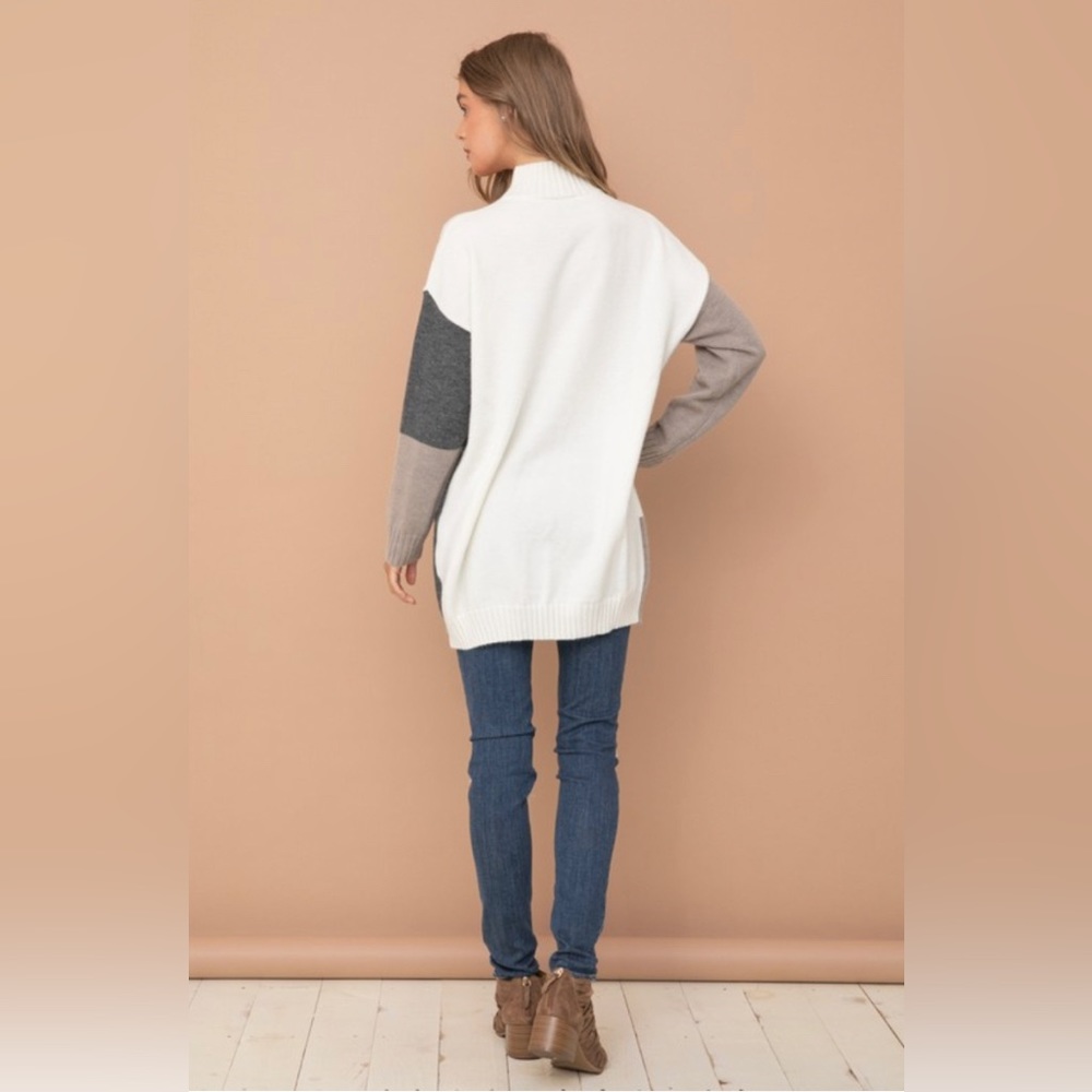 Color block sweater - Picture 9 of 13